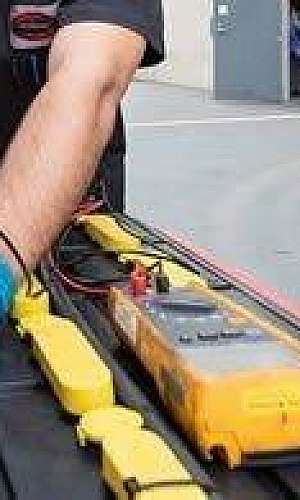 Manutenção corretiva de empilhadeiras Manutenção corretiva de empilhadeiras
